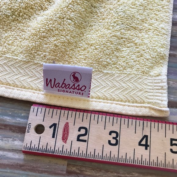 Wabasso Yellow Terry Cloth Towel Brown Paisley Print Vintage Madein Canada 24x42 - Picture 5 of 6